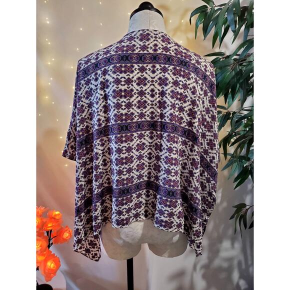 Brandy Melville Alexis Floral Open Kimono Boho Cropped Flowy Hippie Women's OS - Picture 4 of 8